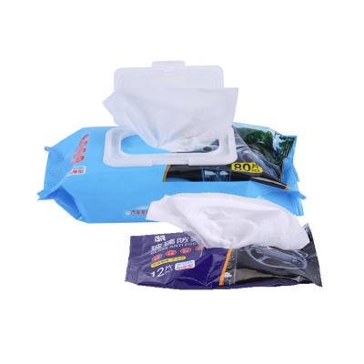 China Deep-cleaning OEM Eco-friendly Professional Auto Car Wet Wipe For Mirrors And Headlight Covers for sale