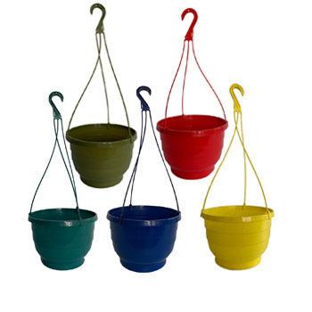 China Balcony Traditional Wall Hanging Garden Basket Flower Pot Durable Plastic Planter For Indoor Plant for sale