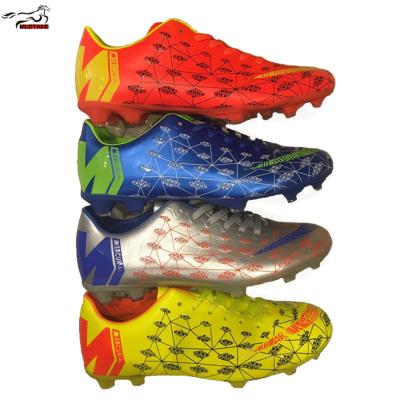 China Factory price mustang men soccer shoes rubber ready running shoes indoor jinjinag supplier for sale