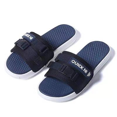 China Soft Top Adjustable Anti-Smell OEM Masks Slides Sandals New Design Slippers Men Shoes for sale