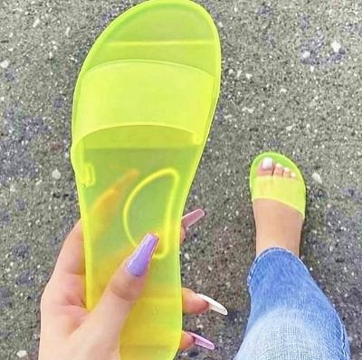 China Anti-odor 2021 Crystal Open Toe Flat Heel Summer Clear Sandals Slippers Candy Color Transparent Jelly Shoes for sale