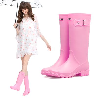 China Waterproof Slip Resistant Rubber Unique Western Women Long Wellington Boots Rain Boots For Sale for sale