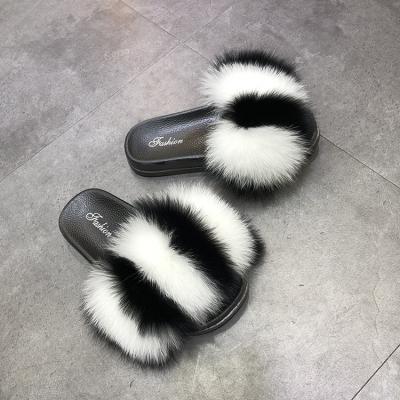 China 2019 Hot Anti-Smell New Design In USA Fashion Women Wholesale Slippers for sale