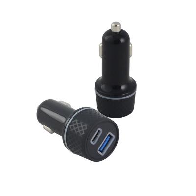 China 2021 New Product Car Mobile Phone 2.4A USB Car Charger 30W Palladium Type-c Dual Port Carregador Veicular for sale