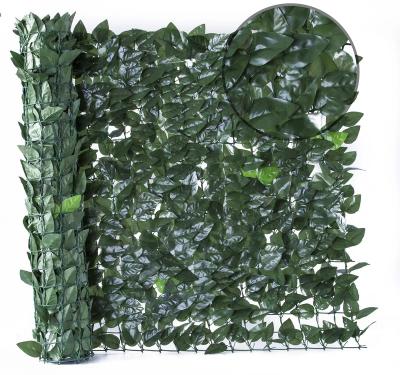 China Easily Assembled Plastic Ivy Leaf Fence Artificial Plastic Ivy Leaf Garden Grass Decorative for sale