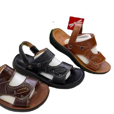 China Fashion M0308-24 Comfortable Casual Flexible Flat Bench Men Sandals High Quality Durable for sale