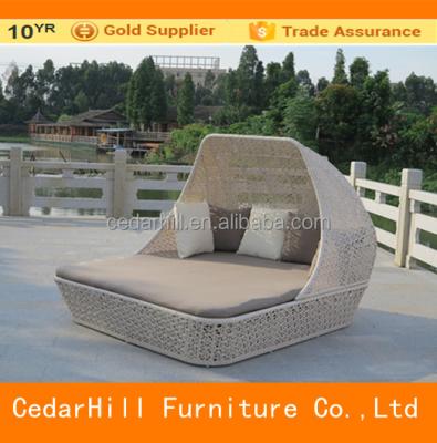 China Sun Sofa 2016 Hot Sale Outdoor PE Rattan And Aluminum Frame Folding Bed for sale