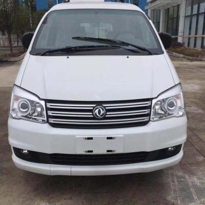 China Saleable and luxury price of Dongfeng new ambulance car with Lingzhi M5 2.0L/6MT mpv for exporting Dongfeng M5 ambulance car for sale