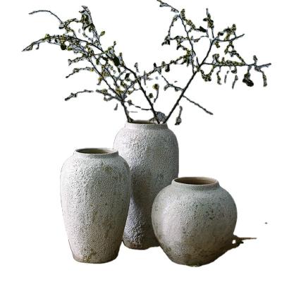 China Jarron Antique Decorative Clay Tableware Europe Style Matte Ceramic Vase for Home Decor for sale