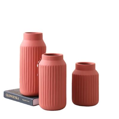 China Europe 2023 ceramic vase ceramic vases for home decor creative ceramic vases for sale