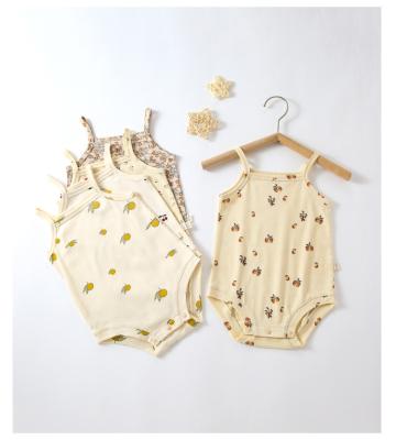 China Cotton 100% 2022 hanging triangular khaki printed one-piece clothes bag fart clothing creeper baby overalls baby clothes for sale