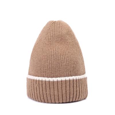 China 2021 COMMON Wholesale Custom White Knitted Beanie Winter Solid Color Beanie Hats for sale