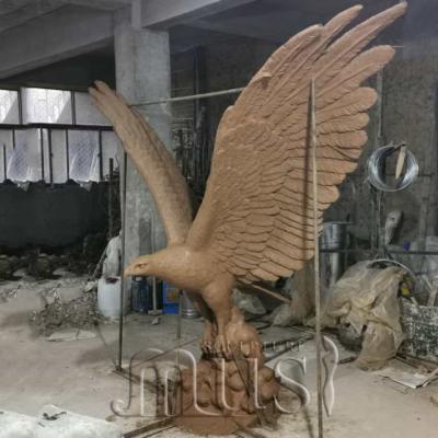 China Black Eared Kite Hawk Bronze Eagle Statue Europe Garden Yard Home Metal Brass Sculpture for sale