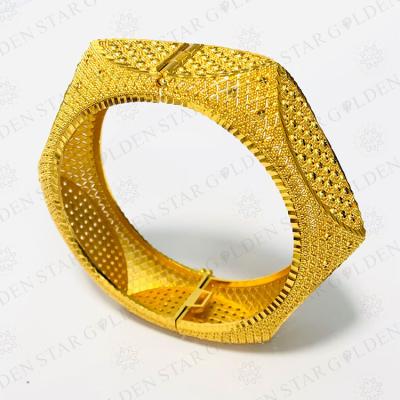 China CLASSIC Gold Star Jewelry Yellow Gold High Quality Fancy Bracelet For Women Jewelry Set For Birthday for sale