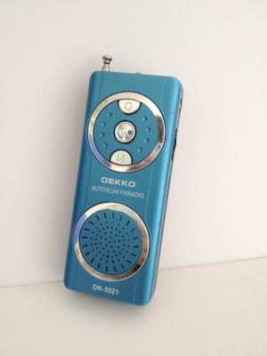 China Silvery Pocket AM FM Radio with Battery Power Supply and Headphone Jack Included for sale