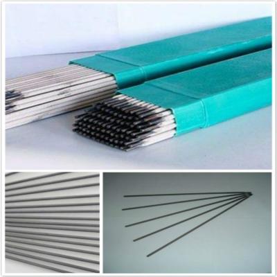 China 3.2x350 mm Tamaño E6013 Electrodo de soldadura Disponible en embalaje de 20 kg/cargón en venta