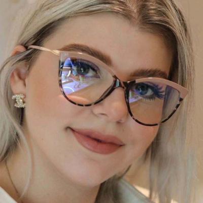 China For Light Blue Gradient Color Computer Glasses Reading Glasses Anti Eye Optical Sight Glass TR90 Blocking Women Cat Eye Spectacle Frames for sale