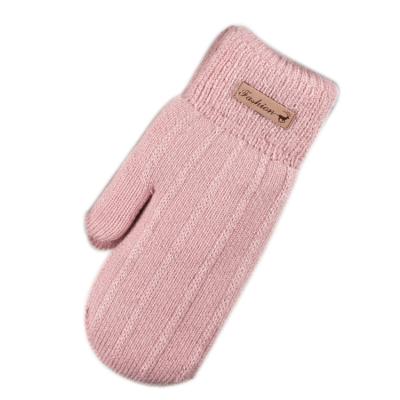 China Skin-friendly And Comfortable Fabric Wrap Gloves Artificial Rabbit Fur Warming Mittens, Skin-friendly And Comfortable for sale