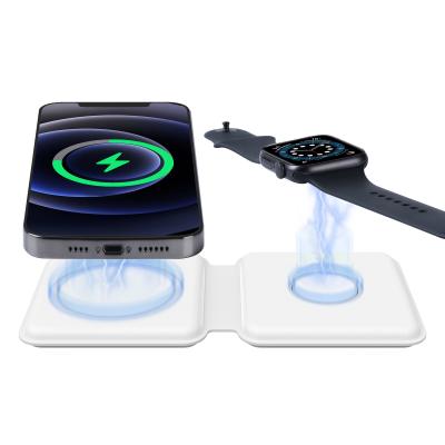 China Hot Selling Charging Dock Phone/Watch/Radio 15W Earphone Desktop Fast Wireless Charging Station for sale