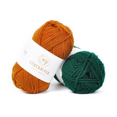 China Anti-Static 5Ply Twisted Combed Polyester Acrylic Blended Yarn 50g Recycled Cotton Yarn For Weaving Sweater And Socks for sale