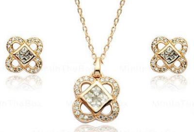 China Womens Party Beautiful Gold Plating Jewelry Sets With Crystal Flower for sale