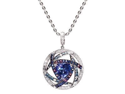 China Elegant Lady Zircon Globe pendant Customized Fashion Jewelry Support Rose Gold for sale