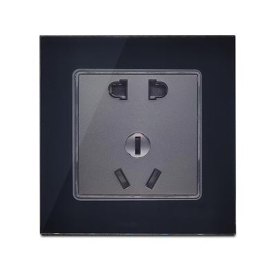 China Durable Universal 3 Pin Socket British Standard African Five-hole 13a Socket 86 Pin Wall Lamp Switch Socket for sale