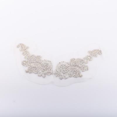 China Crystal Garment Accessory Diamond Embroidery Neck Trim For Garment for sale