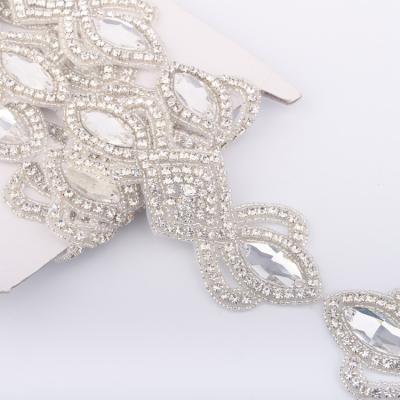 China Home Textile Crystal Sew On Long Rhinestone Roll Trim For Dress Decoration for sale