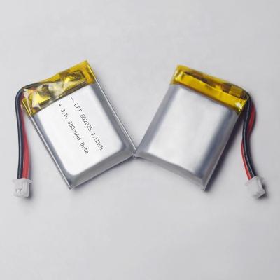 China Toys factory supply lithium polymer 300mah 3.7v battery 10c lipo 802025 802026 for electric battery for sale