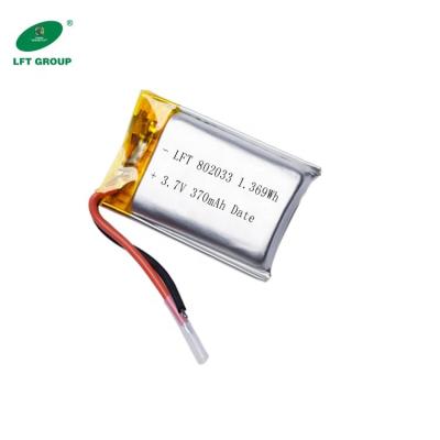 China Best Selling Rechargeable Toys Drone Battery 25C 802033 3.7v 370mah Li-ion Battery for sale