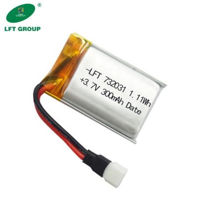 China Toys Max Continuous Discharge Rate 25c Drone Battery 3.7v 300mah 702030 732031 for Helicopter and Drones for sale