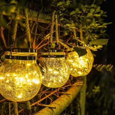 China Hot Sale Outdoor Garden Garden Hanging Solar Globe Lanterns 30 LED Solar Crackle Glass Ball Lantern Lights with Hemp Rope for Decor for sale