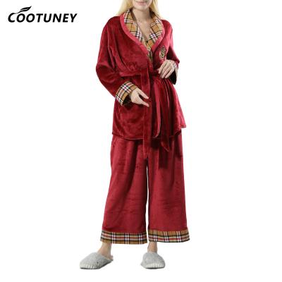 China Polyester Fabric Fleece Flannel Pajamas With QUICK DRY & Breathable Functions Red Robe for sale