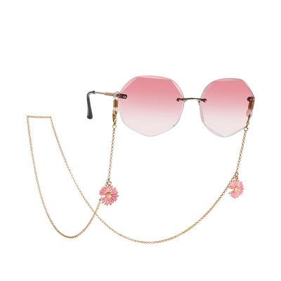 China Fashion New Arrival Glass Chain Gold Plated Jewelry Sun Glasses Hanging Chain Wholesale Fashion Colorful Anti Skid Chains for sale