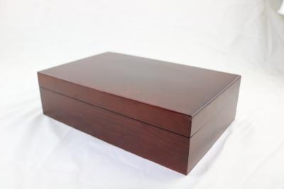 China Handmade Wholesale Handmade Accept Customization Wooden Tea Box for sale