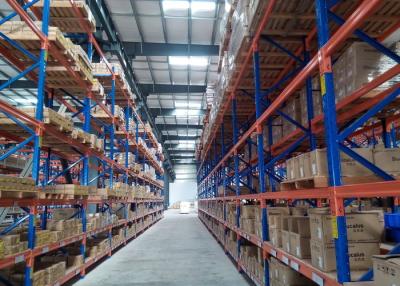 China Cremalheiras verticais do armazenamento da pálete da altura alta, estoque industrial seletivo dos tubos da tubulação da mobília da madeira do shelving do metal à venda