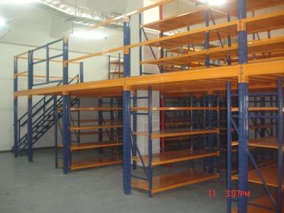 China Removable Attic Mezzanine Racking System Cold Roll Steel Without Any Nuts / Bolts / Tools for sale