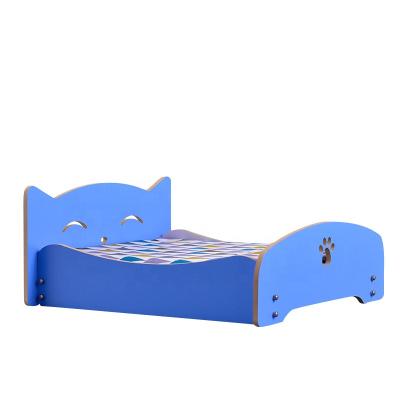 China Latest Fashion Cooling Luxurious Indoor Wooden Crib Furniture Pet Cat Dog Sleeping Bed With Bedding Sets for sale