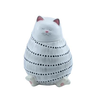 China Home Decor Customized Luxury Custom White Cat Creative Shape Ceramic Candle Jar for Wedding Home Decoration for sale