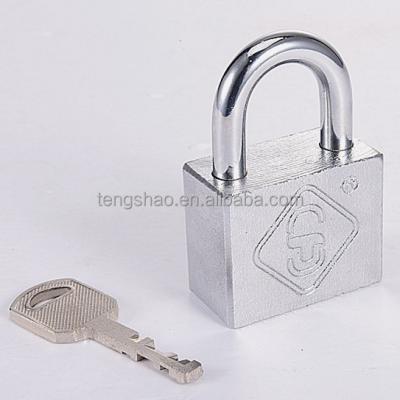 China Iron Square Iron 40 Sharp Padlock With Iron Key for sale