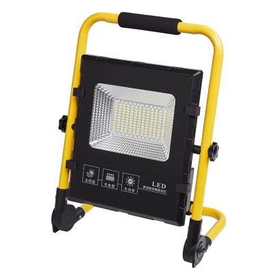 China Industrial Waterproof Outdoor Solar IP65 Garden Reflector Led Solar Garden Flood Light for sale