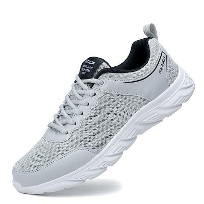 China Men's and women's casual sports shoes breathable mesh lightweight running shoes for sale