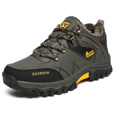 China Men's Winter Outdoor Adventure Hiking Shoes Large Size Casual Sports Shoes Wear-Resistant Non-Slip Fleece Warm Cotton Shoes 47# à venda