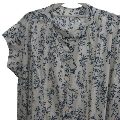 China Anti-Static Blue Floral Crew-Neck Loose Dress with Short Sleeves 100% Overlapping Wear Fresh Temperament Casual Short Robes for sale