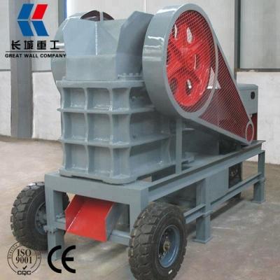 China Mini Small Mobile Crusher Stone Diesel Engine Mining Crusher for sale