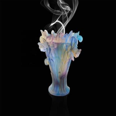 China Europe 2021 new luxury crystal burner arabesque flower vase is a crystal wedding decoration for sale