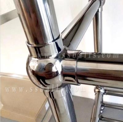 China 304 Polish Stainless Steel Bathroom Heater Towel Hardware Accessories for sale