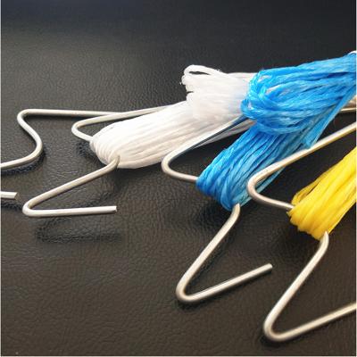 China Hot Sale M Greenhouse Vegetable Growing Tomato Roller Hanger Galvanized Steel Wire Growing Hook Clip With Twine for sale