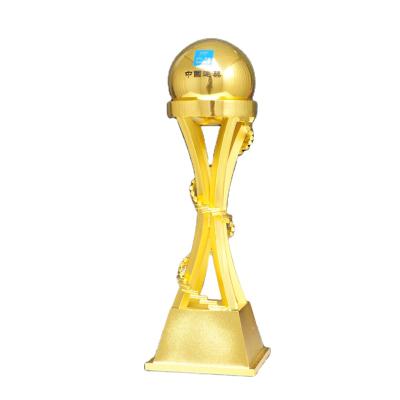 China Folk Art New Metal Trophy Business Wedding Anniversary Globe Award Building Cup Trophy for sale